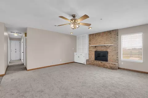 2108 Galaxy Dr, Altus, OK 73521 photo 9