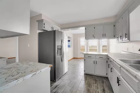 2108 Galaxy Dr, Altus, OK 73521 photo 13