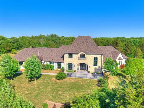 751 Spring View Dr, Norman, OK 73026 photo 2