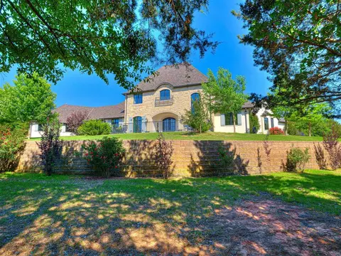 751 Spring View Dr, Norman, OK 73026