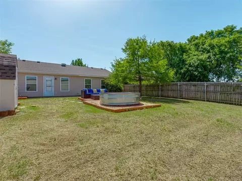 1813 Eagle Dr, Moore, OK 73160 photo 28