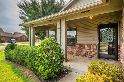 2702 Sharpish Way, Norman, OK 73069 photo 2