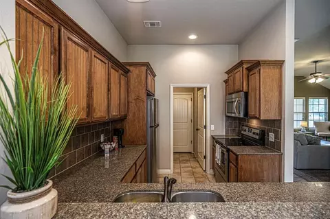 2702 Sharpish Way, Norman, OK 73069 photo 6