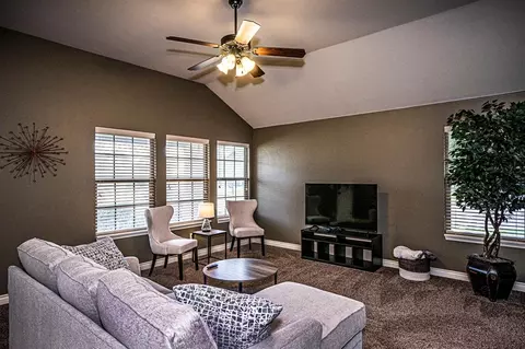 2702 Sharpish Way, Norman, OK 73069 photo 9