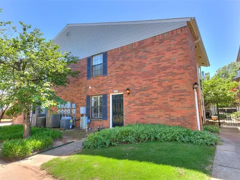 3000 Chautauqua Ave #132, Norman, OK 73072