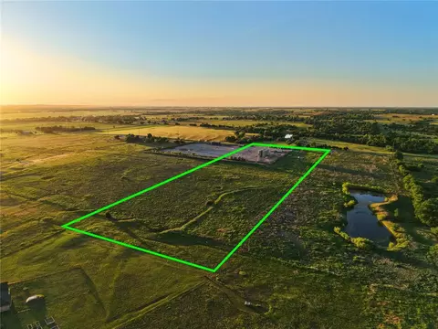 000 SW 89th St, Mustang, OK 73064