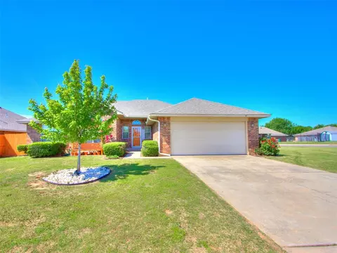 5104 SE 46th St, Del City, OK 73135
