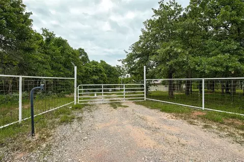 15900 D St, Oklahoma City, OK 73165