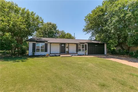 10301 Sunset Blvd, Oklahoma City, OK 73120