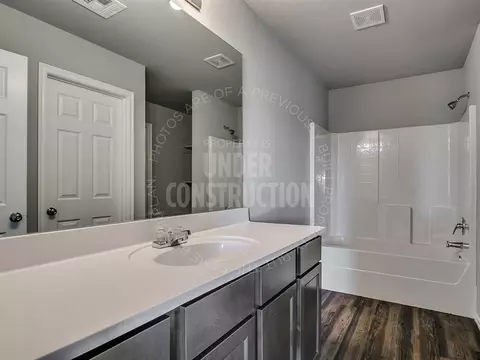 Bath - 13450 Huckleberry Ln, Mcloud, OK 74851 photo 1 of 4