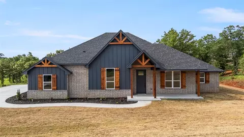 2949 Twisted Oak Dr, Guthrie, OK 73044