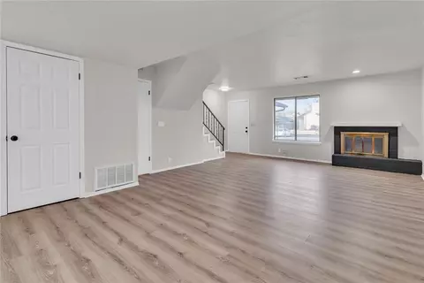 9660 Hefner Village Blvd, Oklahoma City, OK 73162
