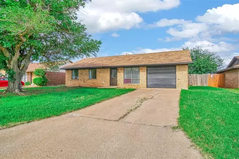 1904 Gemini St, Altus, OK 73521 photo 3
