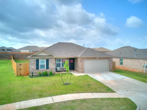 11704 NW 99th Ter, Yukon, OK 73099