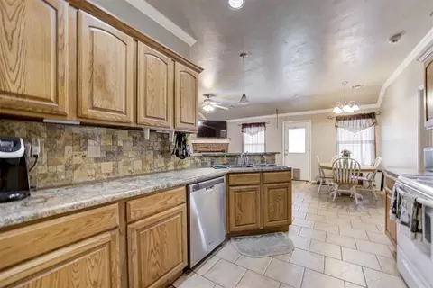 520 E Juniper Ln, Mustang, OK 73064 photo 15