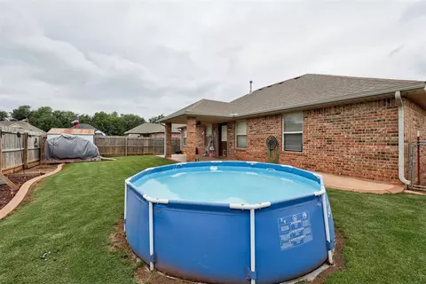 520 E Juniper Ln, Mustang, OK 73064 photo 40