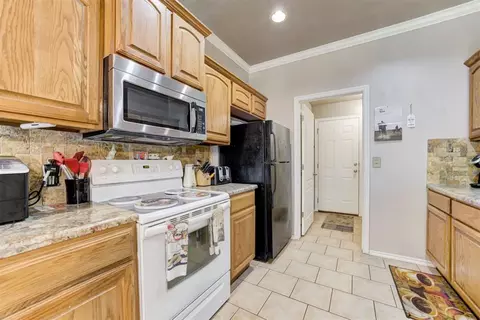 520 E Juniper Ln, Mustang, OK 73064 photo 17