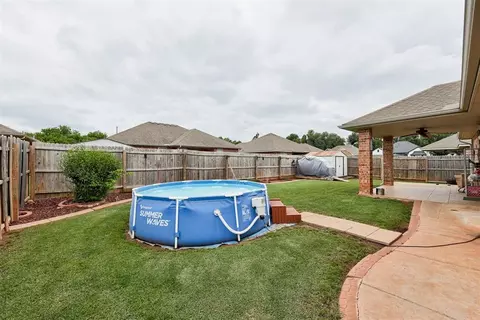 520 E Juniper Ln, Mustang, OK 73064 photo 39