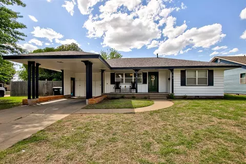 1414 S Johnson St, Enid, OK 73703