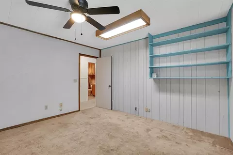 Bedroom - 20523 E County Road 158 Rd, Altus, OK 73521 photo 5 of 8