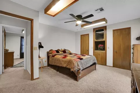 Bedroom - 20523 E County Road 158 Rd, Altus, OK 73521 photo 7 of 8