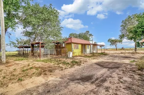 Exterior - 20523 E County Road 158 Rd, Altus, OK 73521 photo 11 of 12