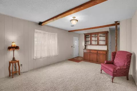 Living - 20523 E County Road 158 Rd, Altus, OK 73521 photo 1 of 4