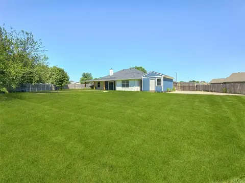 1900 New Haven Ct, Moore, OK 73160 photo 34