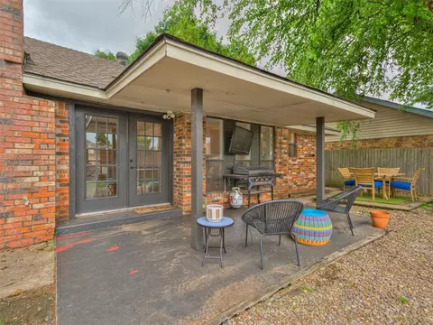 209 E Platt Dr, Yukon, OK 73099 photo 29