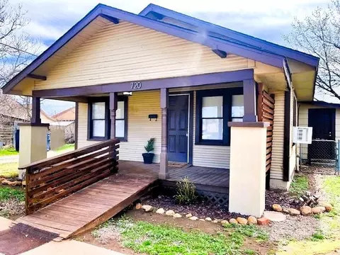 720 W Iris, Hobart, OK 73651