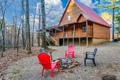 26 Huckleberry Trl, Broken Bow, OK 74728