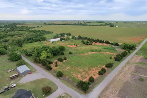 E1090 & N2260 Roads, Clinton, OK 73601