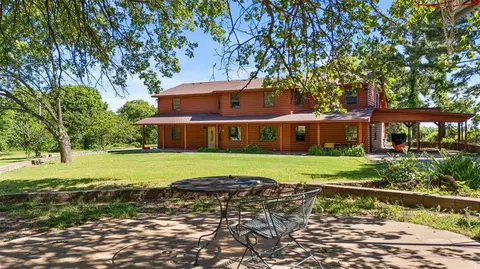 10155 Badger Ln, Stratford, OK 74872