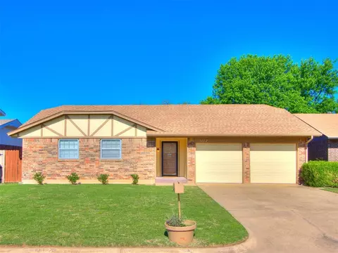 1117 N Southminster St, Moore, OK 73160