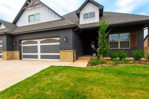 14601 Chambord Dr, Yukon, OK 73099