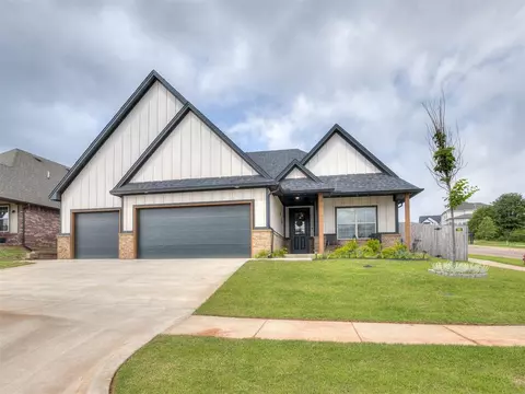 2257 Preserve Edge Dr, Edmond, OK 73034