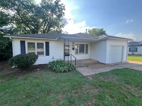 414 N 1st St, Tecumseh, OK 74873