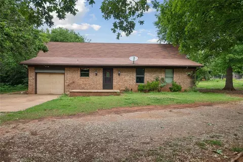 7051 96th St, Noble, OK 73068