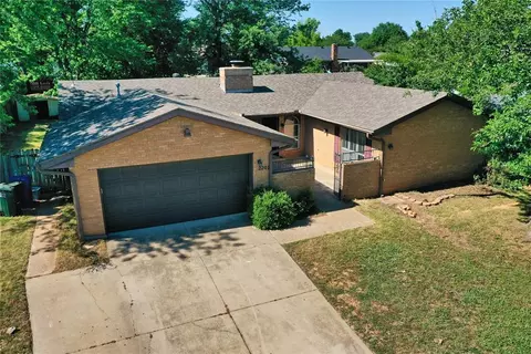 2207 Cottonwood Dr, Norman, OK 73071