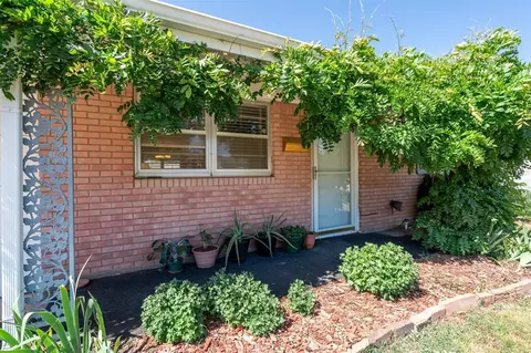 8213 NW 36th Ter, Bethany, OK 73008