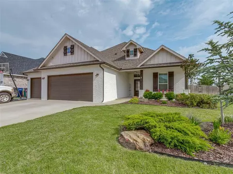 11501 NW 107th St, Yukon, OK 73099