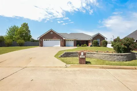 605 S Timber Ridge Dr, Cushing, OK 74023