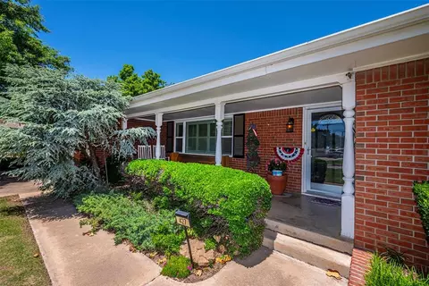 427 Foreman Ave, Norman, OK 73069 photo 2