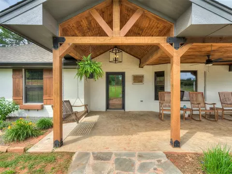 11790 Etowah Rd, Noble, OK 73068