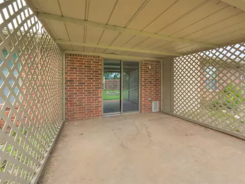 Undisclosed, Moore, OK 73160 photo 25