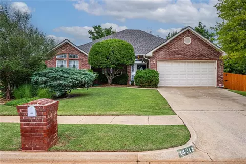 13212 Northlake Dr, Oklahoma City, OK 73142