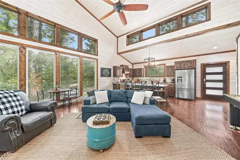 Living - 168 Eagle Mountain Trl, Broken Bow, OK 74728 photo 6 of 10