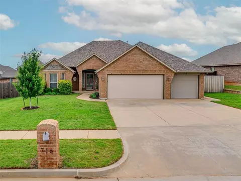716 Abilene Way, Yukon, OK 73099