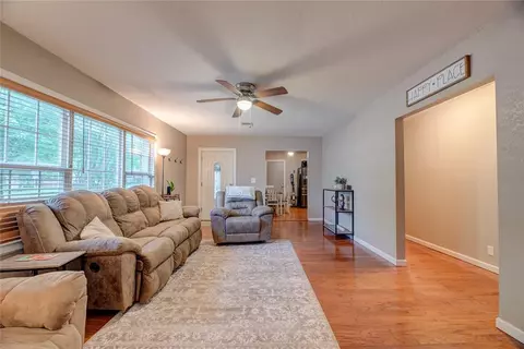 408 S 6th St, Davis, OK 73030 photo 6
