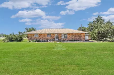 508 E Parker St, Granite, OK 73547
